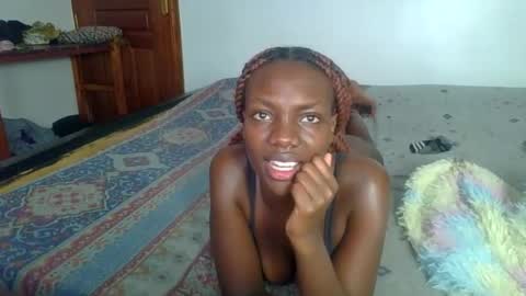 peach_ebonny online show from June 6, 2026, 7:13 am