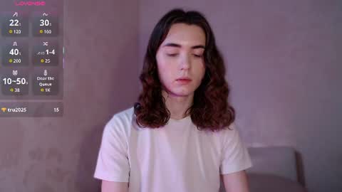peach_mirage online show from June 22, 2026, 5:43 pm