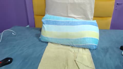 Snapshot of peachassxx chatting on February 14, 2026, 5:48 am peachy online show from February 14, 2026, 5:48 am