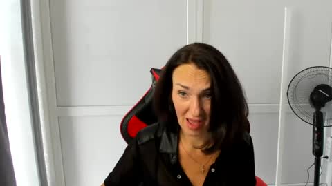Christina online show from June 27, 2026, 9:36 am