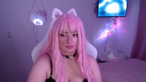 peacherry_ online show from March 11, 2025, 2:32 am
