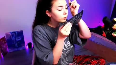 Peachy online show from November 10, 2025, 3:22 pm