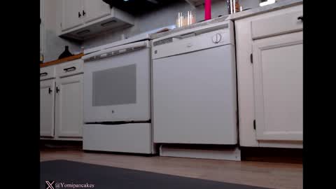 peachypeachgirl online show from January 16, 2025, 4:38 am