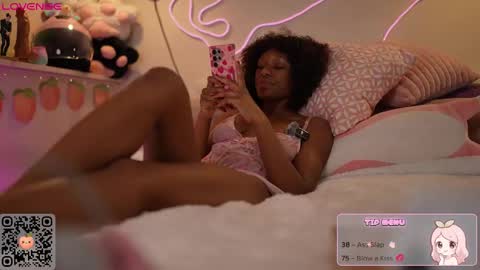 peachypeachgirl online show from December 4, 2025, 8:28 pm