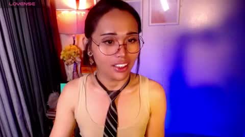 Snapshot of peakaboo_xx chatting on July 27, 2026, 4:52 am Angel Creamdensada online show from July 27, 2026, 4:52 am