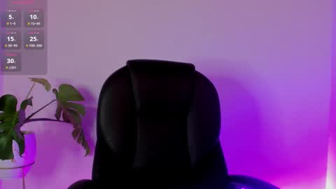 LILLY online show from March 29, 2026, 2:22 am