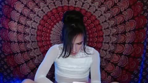 pearlatin online show from May 14, 2026, 10:05 pm