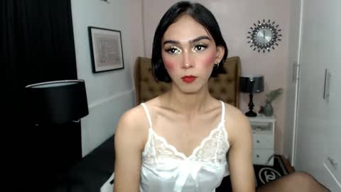 Pearl online show from March 5, 2025, 8:54 am