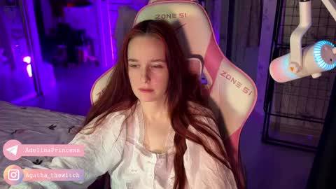 Snapshot of pearlprincess_ chatting on February 10, 2025, 2:08 am Adelina online show from February 10, 2025, 2:08 am