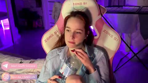 Snapshot of pearlprincess_ chatting on February 16, 2025, 1:03 am Adelina online show from February 16, 2025, 1:03 am