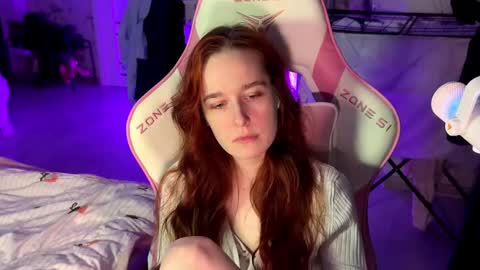 Snapshot of pearlprincess_ chatting on March 11, 2025, 1:26 am Adelina online show from March 11, 2025, 1:26 am