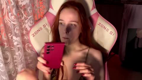 Snapshot of pearlprincess_ chatting on September 14, 2025, 11:31 am Adelina online show from September 14, 2025, 11:31 am