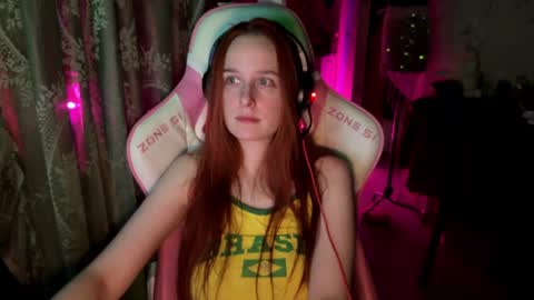 Snapshot of pearlprincess_ chatting on July 6, 2026, 2:19 am Adelina online show from July 6, 2026, 2:19 am
