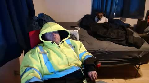 pecker40 online show from December 14, 2025, 9:30 pm