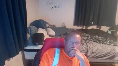Snapshot of pecker40 chatting on April 26, 2026, 12:41 am pecker40 online show from April 26, 2026, 12:41 am