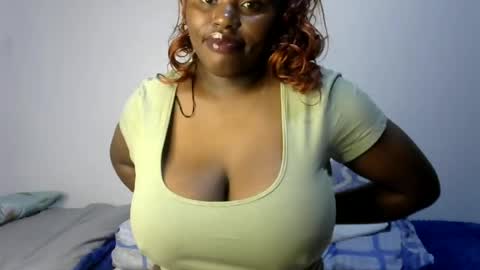 Snapshot of peekyshams chatting on June 28, 2026, 7:03 am peekyshams online show from June 28, 2026, 7:03 am