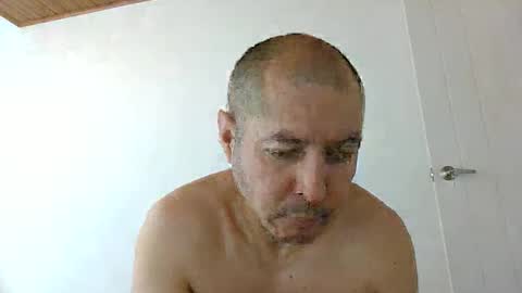 peluman online show from November 26, 2025, 3:13 pm