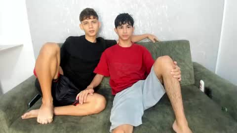 Snapshot of pelusos_mens chatting on July 3, 2026, 2:12 pm CAIN-19 ALLEN-18 RONALD-18 AUSTIN-18 MOD DANTE online show from July 3, 2026, 2:12 pm