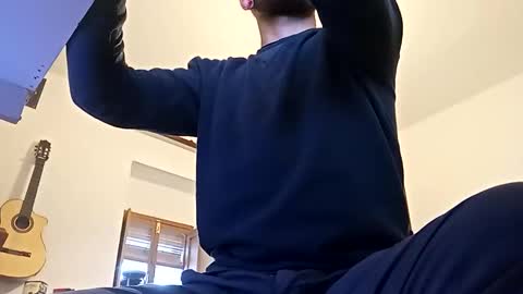 penesvoladores92 online show from November 14, 2025, 1:54 pm