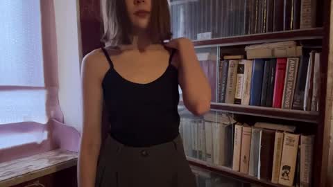 Snapshot of pennilinka chatting on April 13, 2026, 1:38 pm Alya online show from April 13, 2026, 1:38 pm