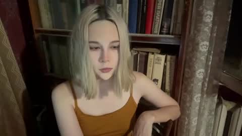 Snapshot of pennilinka chatting on July 18, 2026, 8:01 pm Alya online show from July 18, 2026, 8:01 pm