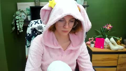 Penny online show from October 30, 2025, 7:21 am