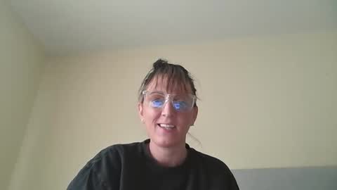 Snapshot of pennypettyworth chatting on February 2, 2026, 7:01 pm pennypettyworth online show from February 2, 2026, 7:01 pm