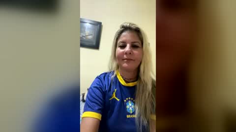 SweetMel online show from June 20, 2026, 2:58 am