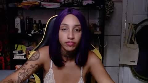 Snapshot of perolanegrabr chatting on February 5, 2025, 12:27 pm Black Pearl online show from February 5, 2025, 12:27 pm