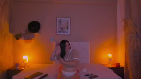 Snapshot of persefone_saira chatting on April 17, 2026, 11:13 am Marie online show from April 17, 2026, 11:13 am