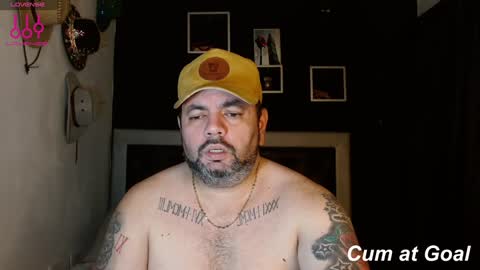 Snapshot of perverseveteranmanxxx chatting on January 11, 2025, 5:41 am Carlos online show from January 11, 2025, 5:41 am