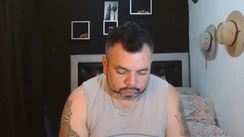 Snapshot of perverseveteranmanxxx chatting on January 30, 2025, 8:31 pm Carlos online show from January 30, 2025, 8:31 pm