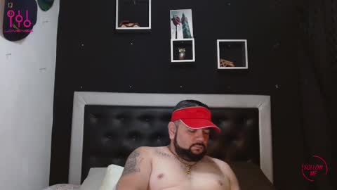 Snapshot of perverseveteranmanxxx chatting on March 5, 2025, 11:16 pm Carlos online show from March 5, 2025, 11:16 pm