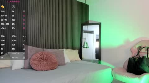 Lizza online show from October 30, 2025, 11:33 am