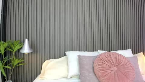 Lizza online show from November 2, 2025, 11:56 am