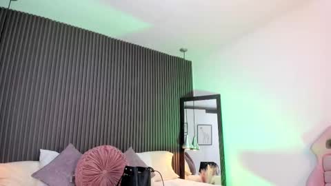 Lizza online show from November 6, 2025, 11:22 am