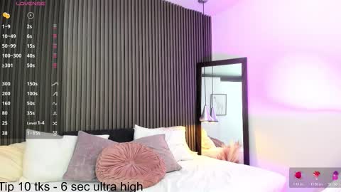 Lizza online show from November 9, 2025, 12:14 pm