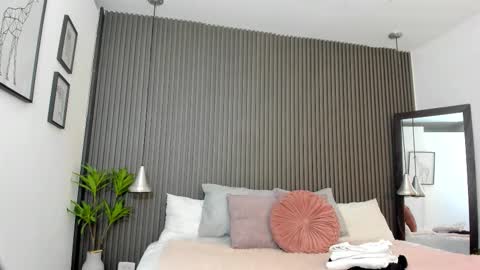 Lizza online show from December 18, 2025, 11:27 am