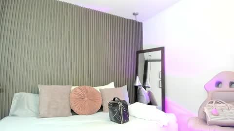 Lizza online show from January 11, 2026, 2:33 pm