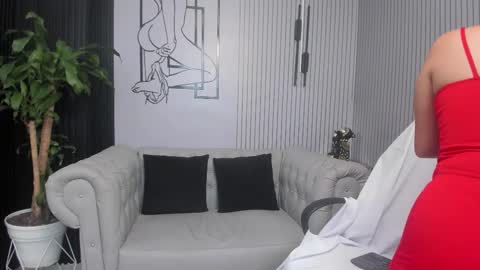 Snapshot of pervert_mia4u chatting on February 10, 2026, 5:39 pm Mia online show from February 10, 2026, 5:39 pm