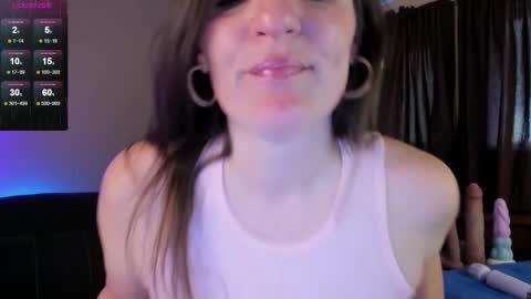 Kelly online show from October 25, 2025, 2:56 pm