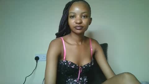 Snapshot of petal_palette chatting on May 4, 2026, 1:34 am Lolly online show from May 4, 2026, 1:34 am