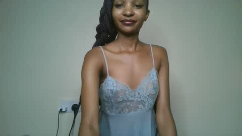 Snapshot of petal_palette chatting on May 24, 2026, 5:23 am Lolly online show from May 24, 2026, 5:23 am