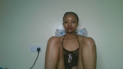Snapshot of petal_palette chatting on June 22, 2026, 8:55 am Lolly online show from June 22, 2026, 8:55 am