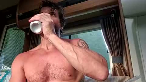 Snapshot of pete_le_meat chatting on June 24, 2026, 7:35 pm pete_le_meat online show from June 24, 2026, 7:35 pm
