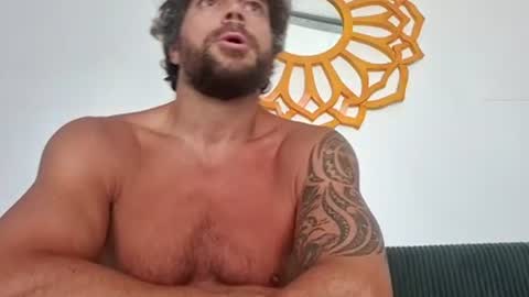 Snapshot of pete_le_meat chatting on June 30, 2026, 6:14 am pete_le_meat online show from June 30, 2026, 6:14 am