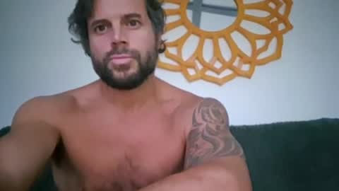 Snapshot of pete_le_meat chatting on July 3, 2026, 8:26 pm pete_le_meat online show from July 3, 2026, 8:26 pm