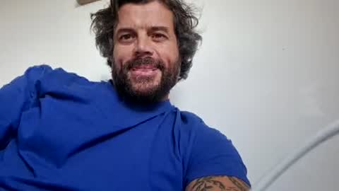 Snapshot of pete_le_meat chatting on July 6, 2026, 7:16 pm pete_le_meat online show from July 6, 2026, 7:16 pm