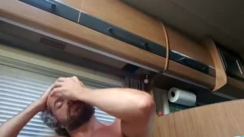 Snapshot of pete_le_meat chatting on July 22, 2026, 4:32 pm pete_le_meat online show from July 22, 2026, 4:32 pm