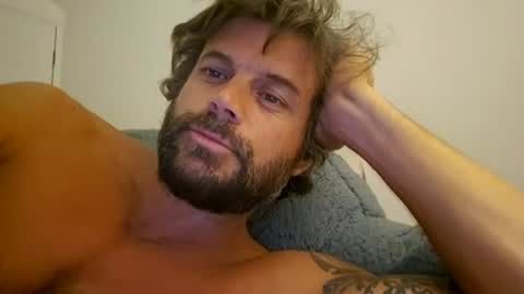 Snapshot of pete_le_meat chatting on July 26, 2026, 9:54 pm pete_le_meat online show from July 26, 2026, 9:54 pm